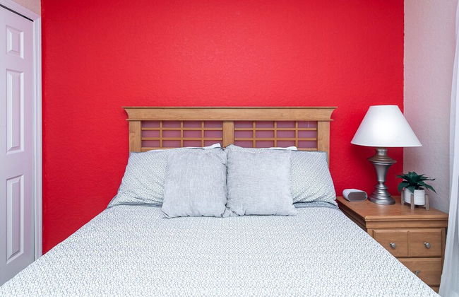 The Regal Hideaway - Photo 8