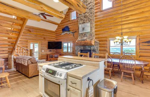 Spacious Rifle Cabin w/ Deck + Mountain Views! - Foto 7