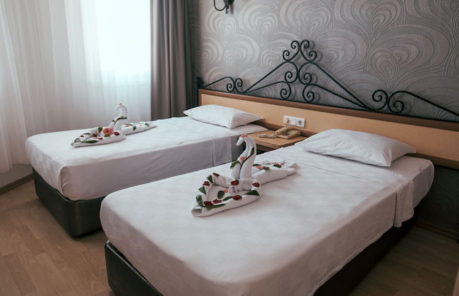 Hotel Bella Bravo - Photo 8