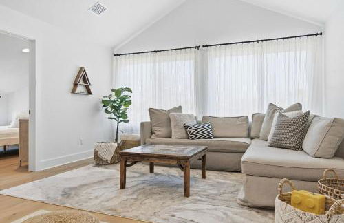 South Austin Pool & Sauna 4BR w Firepit & Playroom - Foto 56