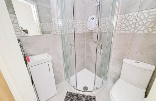 Itohan 3-bed Cottage Flat - Foto 4