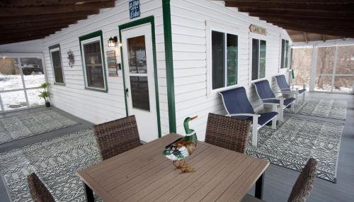 Lakefront Haven Modern Cottage - Foto 5