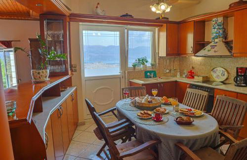 Villa Theano - Family House in Lixouri, Kefalonia - Photo 25