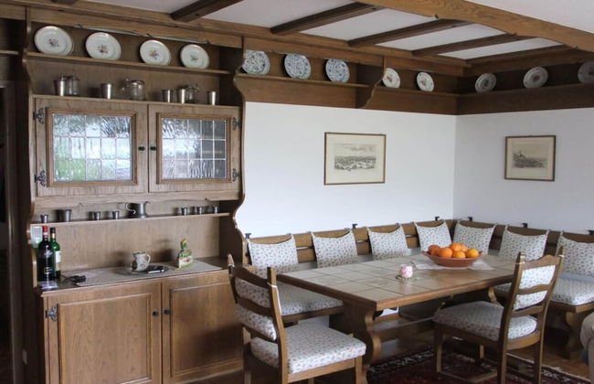 With Lake and Alpine View - Foto 1