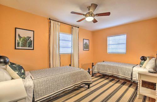 Tropical Palm Harbor Retreat with Lanai and Patio! - Foto 16