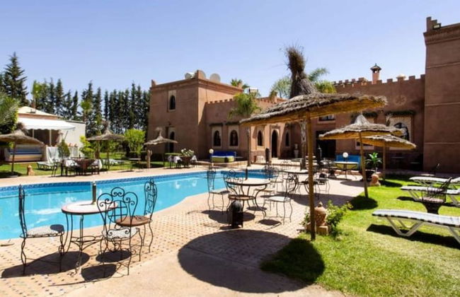 Palace With 2 Villas and 2 Swimming Pools in Sidi Abdellah Ghiat - Foto 7