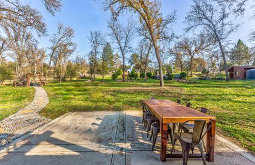 Log Cabin sleeps 20 with hot tub, EV Charger, firepit - Foto 61