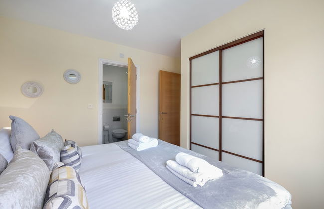 London Heathrow Living Holywell Serviced Houses - Photo 67