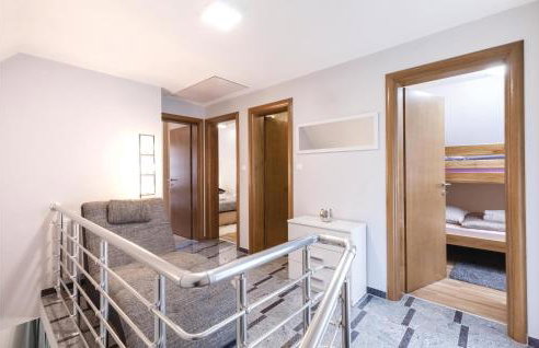 Awesome Home In Brestovac With Sauna - Foto 28