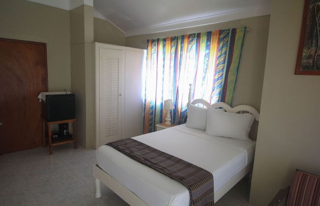 Moon Rooms at Moonrise Villa - Photo 35