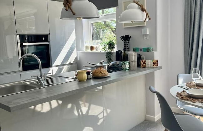 Sunny 2-Bedroom flat in Hoddesdon - Foto 9