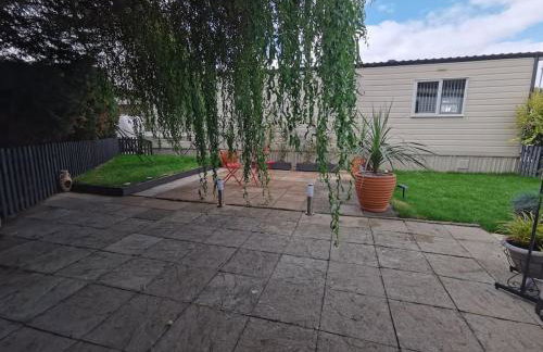 Lakes and woodlands hiking Overstone Holiday Park - Foto 63