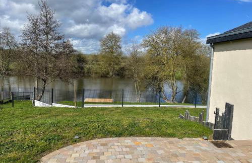 Chalet cosy à La Flèche avec terrasse et vue rivière - FR-1-410-424 - Photo 15