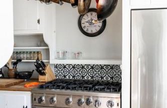 1850s Maine Farmhouse featured in Condé Nast Traveler with 11 Acres Near Water - Foto 26