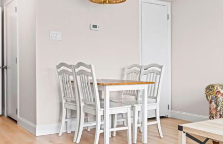 Cozy 1BR w Ocean Views & Parking - OCNJ - Foto 9