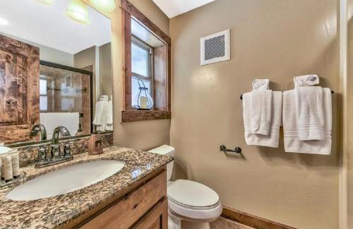 Lv12 luxury villa with hot tub, close to skiing - Foto 23