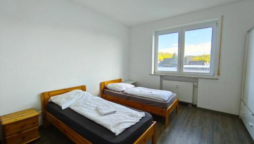 Spacious Worker Apartments with Rooftop Terrace - Up to 21 Guests - Foto 5, towels