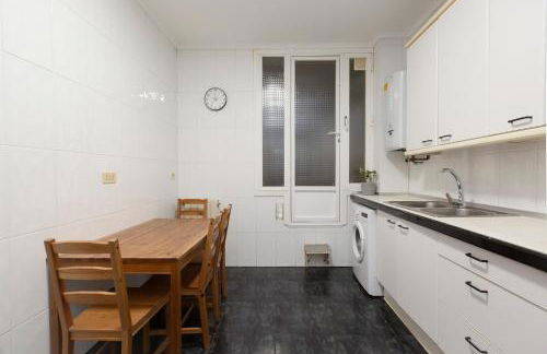 Amplio Apartamento en Casco Viejo - Corazón de Bilbao - Foto 5