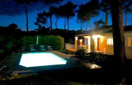 Charmante Villa avec piscine chauffée et terrain de pétanque - Foto 10