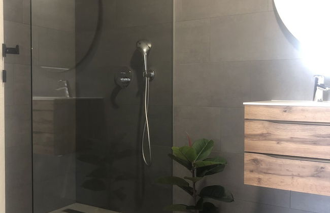 Exclusive Seafront Suites with hot tub - Foto 28