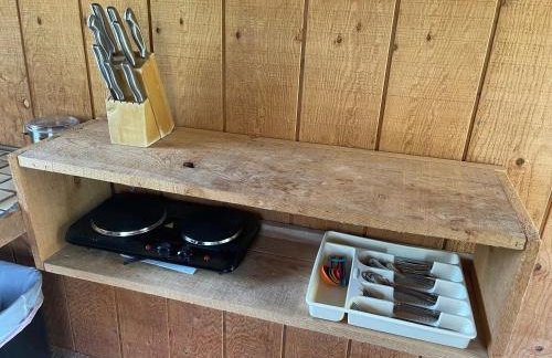 Cozy Cottage off Salmon River Tributary, in Town - Foto 13