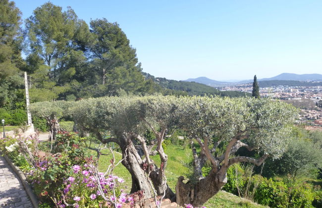 4 bedroom House in La Valette-du-Var with private pool and garden - Photo 34