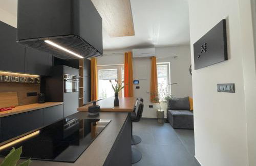 Valkane Beach Apartments - Photo 16