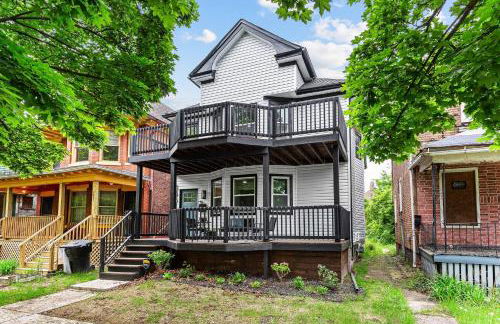 Spacious 4BR House Near Downtown, Perfect for Groups & Pets - Foto 19