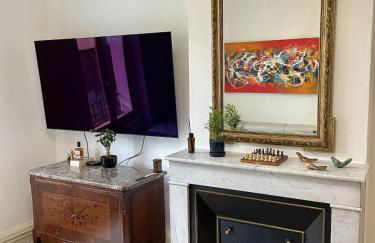 Haussmannian apartment-Close metro - Foto 1