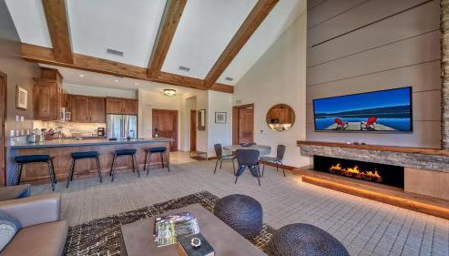 Luxury Residence - Gondola Across The Street Condo - Photo 4