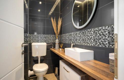 Apartment Tikvarin, Kaštel Kambelovac - Photo 50