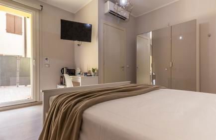 -Le stanze dei Pico- Wi-Fi, nel cuore di Mirandola - una terrazza unica sul tetto - Photo 27