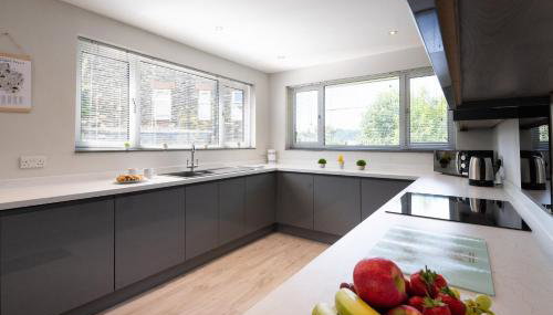 Thornbeck Manor Lake Windermere - Foto 2, stove, minibar