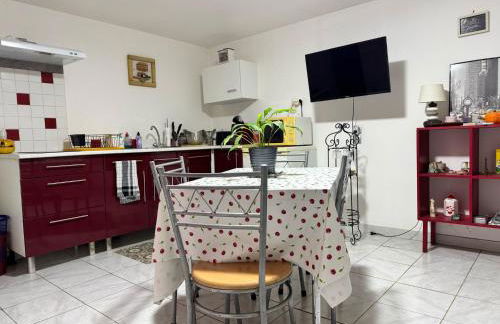 Charmant appartement cozy - idéal pour séjour confortable - Foto 1