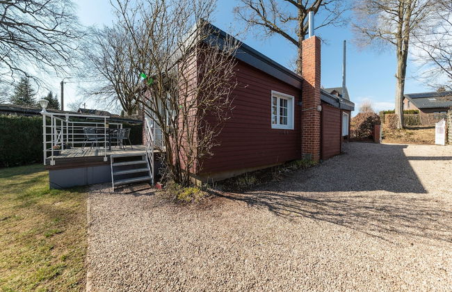 Charming Cottage Near Lake - Photo 6