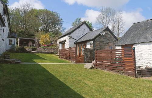 Rhyd Y Geifr, Cosy Barn Conversion in Maerdy - Photo 31