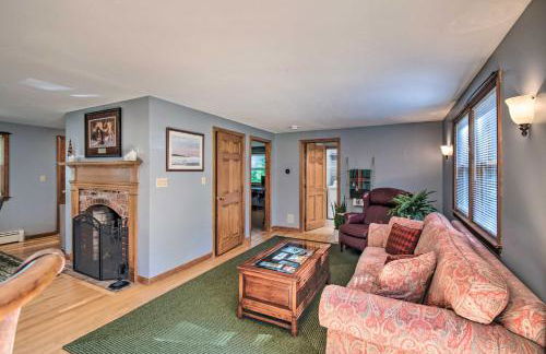 Charming Saco Home with Deck, 5 Mi to Beach! - Photo 4