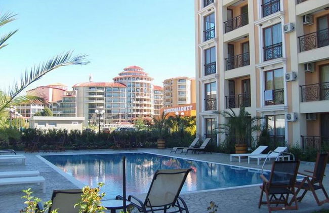 Menada Villa Astoria - Photo 8