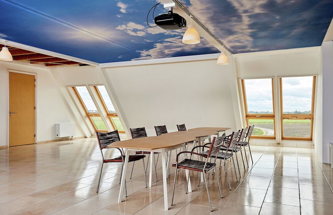 Stately Villa in Wierum with Fantastic Views & Hot Tub - Foto 21