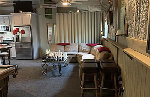 Cozy Barn with Pool Access & Near Lake Conroe - Foto 4