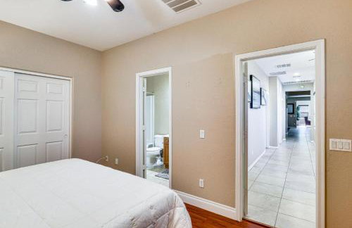 Golf, Work and Explore Las Vegas Gem with Pool Access - Foto 21