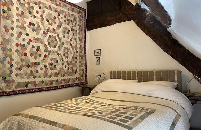 15th Century 3 Bedroom Cottage & Delightful Garden - Photo 3