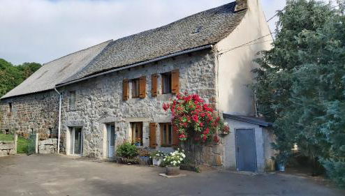 maison individuelle au calme sur l'Aubrac - Foto 1