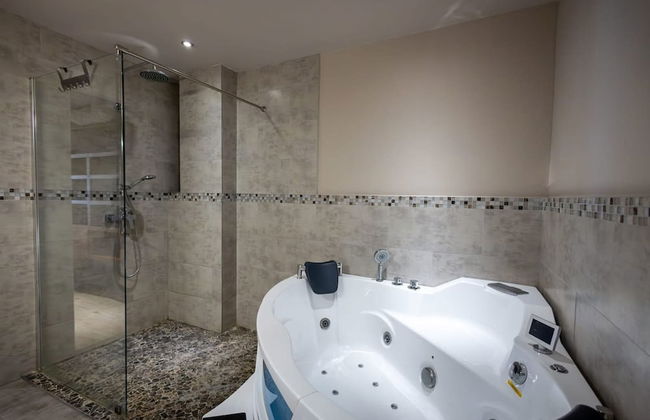 Grand Urban Elegance - City Center Luxury - Foto 16