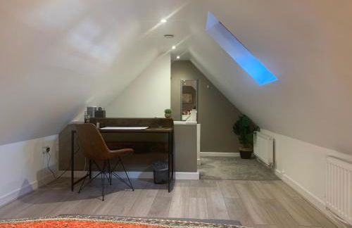 Fantastic Location, Annexe with Hot Tub - Photo 5