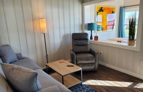 Camp St. Cabanas Unit 3 on Lake Dora - Foto 10