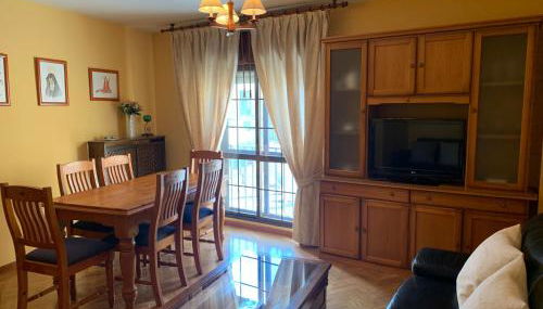 Junto a la Catedral, con parking privado gratis - Foto 4