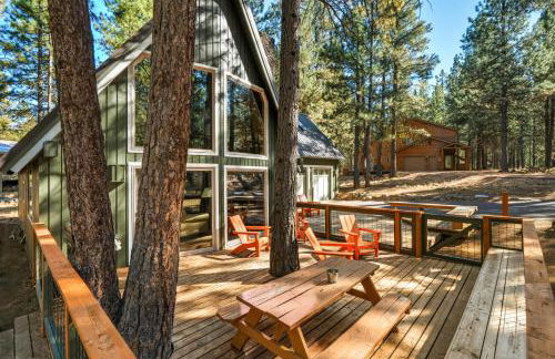 Spring Home 6 - Cozy 4BR Cabin in Black Butte Ranch w Fireplace - Foto 45