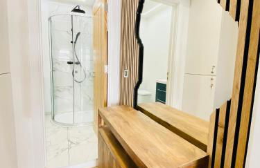 New studio flat overlooking city centre - Foto 4