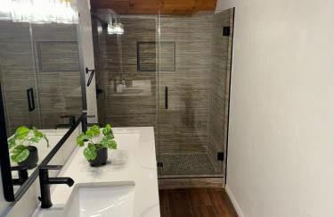 Lakefront Oasis - Foto 6